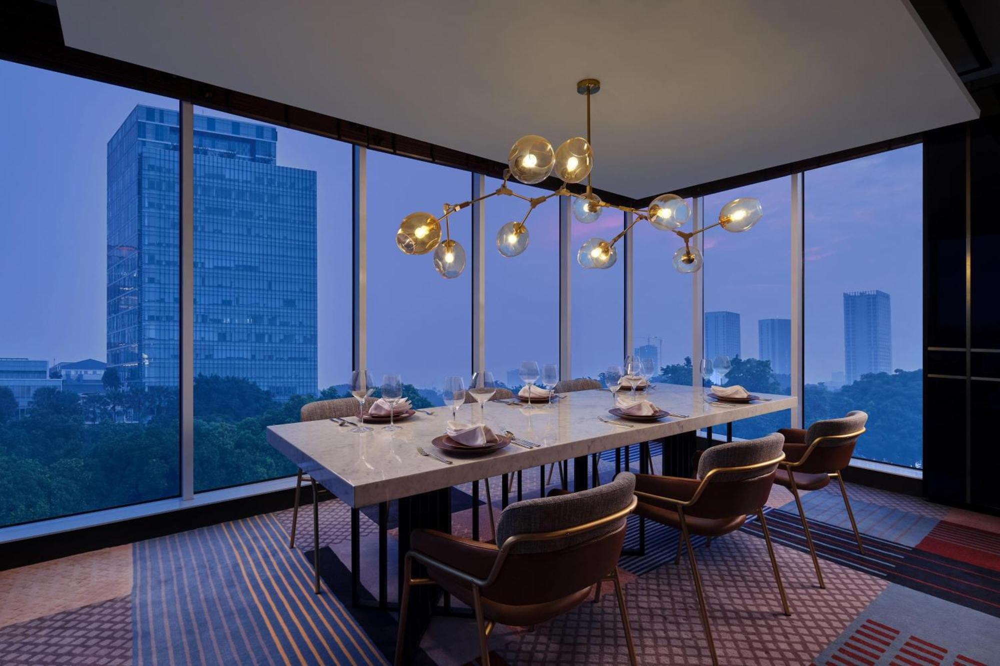 Aloft South Jakarta Exterior photo